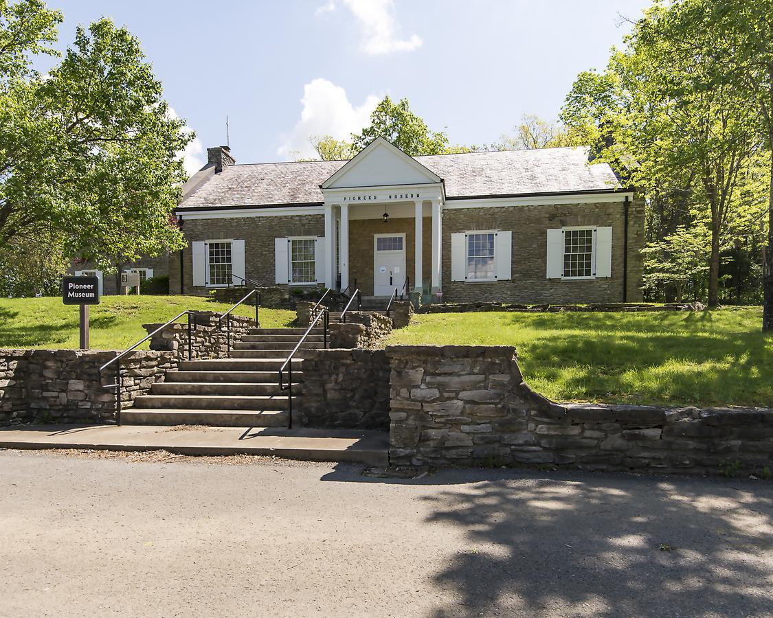 Blue Licks Battlefield State Park Otel Carlisle Dış mekan fotoğraf